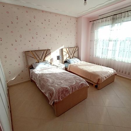 Appartement Familial Au Centre De Nador Ville Kültér fotó
